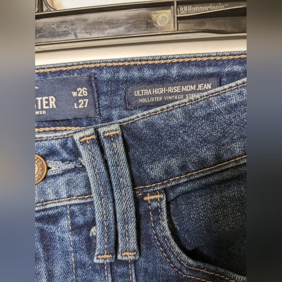 HOLLISTER Hi Rise Mom jeans size 26 - Picture 14 of 15